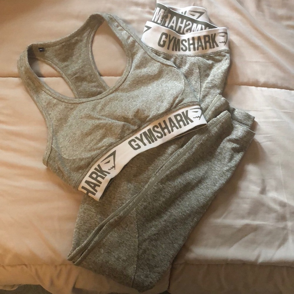 GYMSHARK Sports Bra